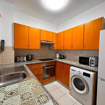 Pafilia Garden 7- Quiet & Two Bedrooms Apartament Paphos